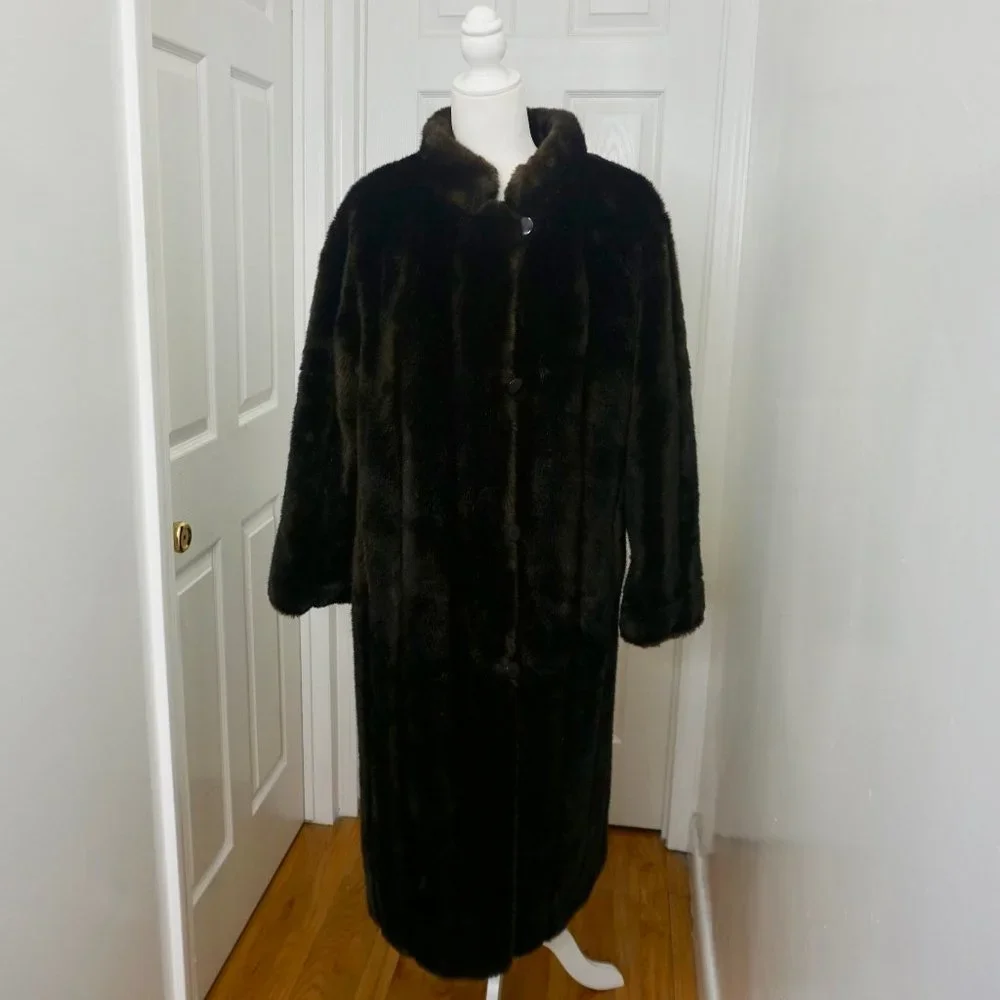 💜 VINTAGE SPORTOWNE Futur Faux Fur Reversible Coat